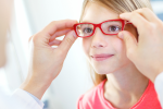 Ausili per ipovedenti e occhiali in età pediatrica